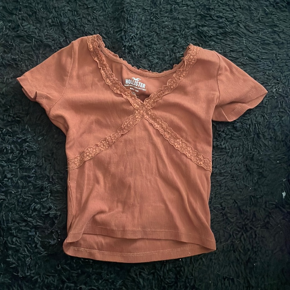 Hollister short sleeve shirt
